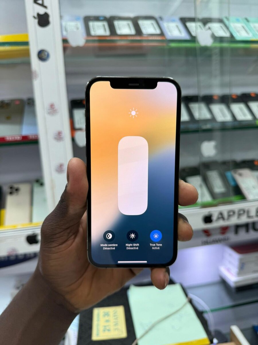 iPhone 12 pro 128giga casineuf