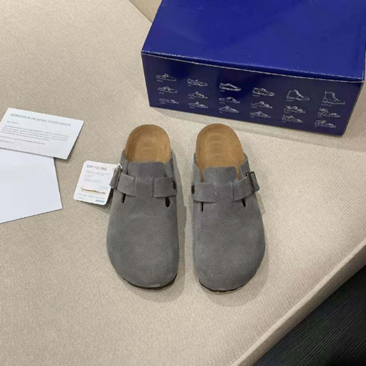 Mules en daim confortables