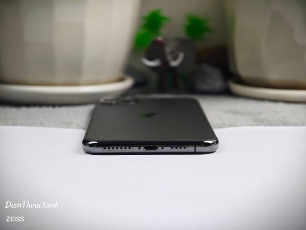 iPhone 11 PromaxGris 64 Go