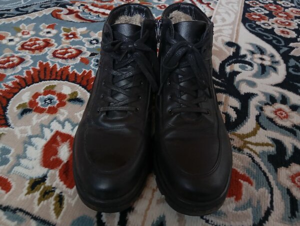 Сапожки новые купил не подошли не надевал чистые состояние и