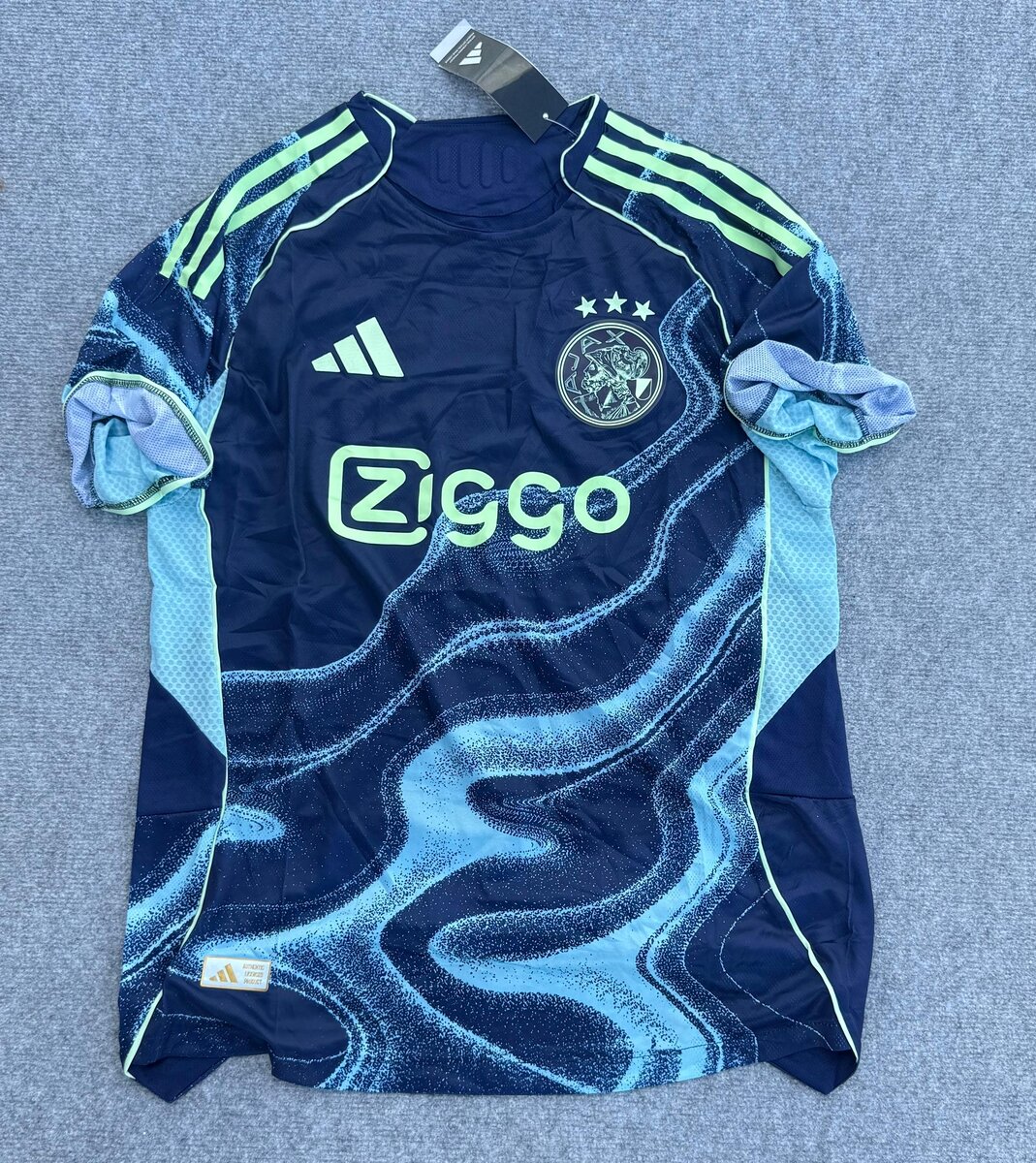 Maillots de football Adidas