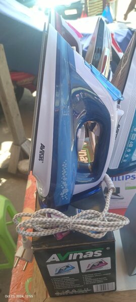 Steam iron