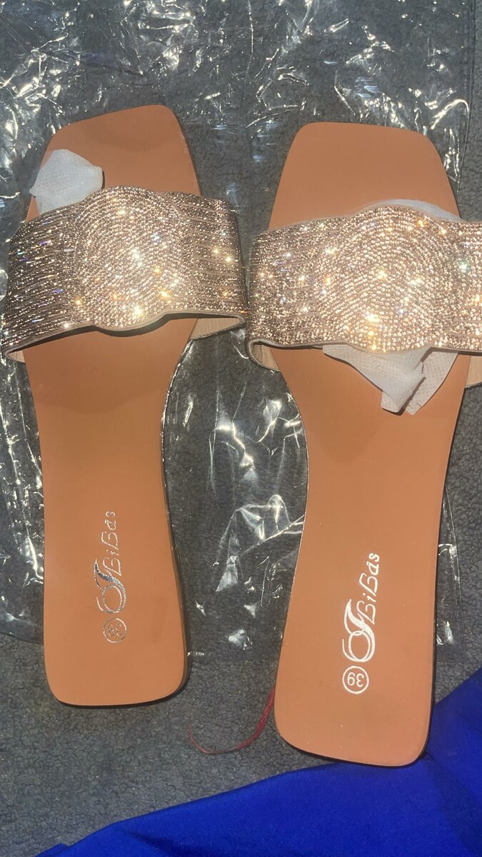 Sandales brillantes femmes