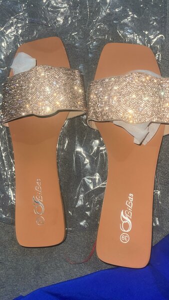 Sandales brillantes femmes