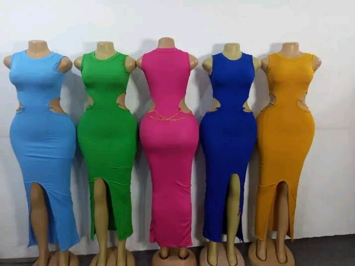 Robe mi-longue élastique pour femme