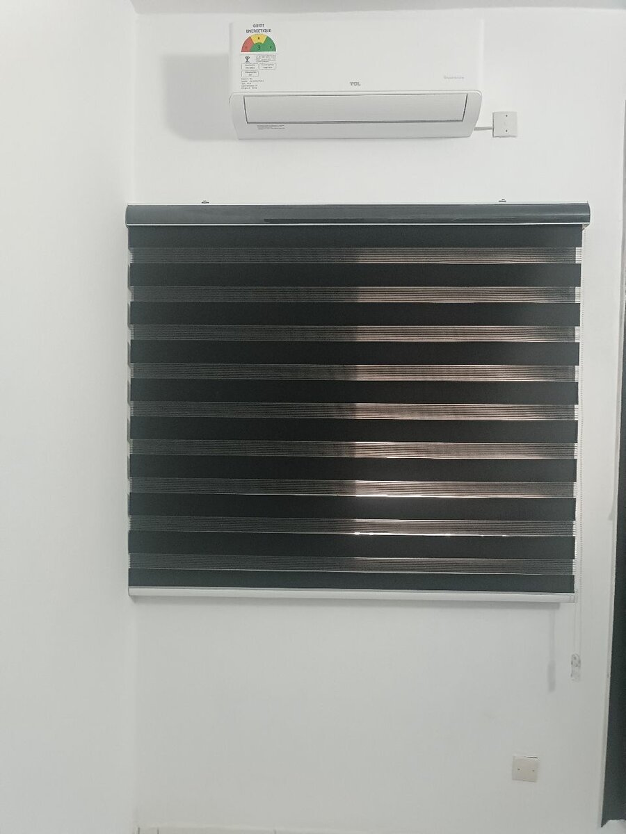 Stores enrouleurs modernes