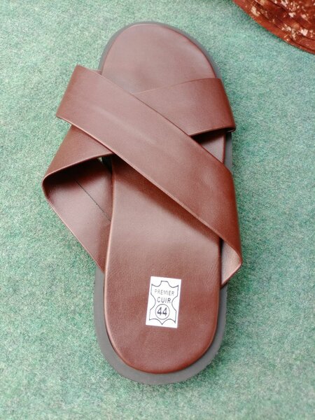 Sandales plates marron confortables