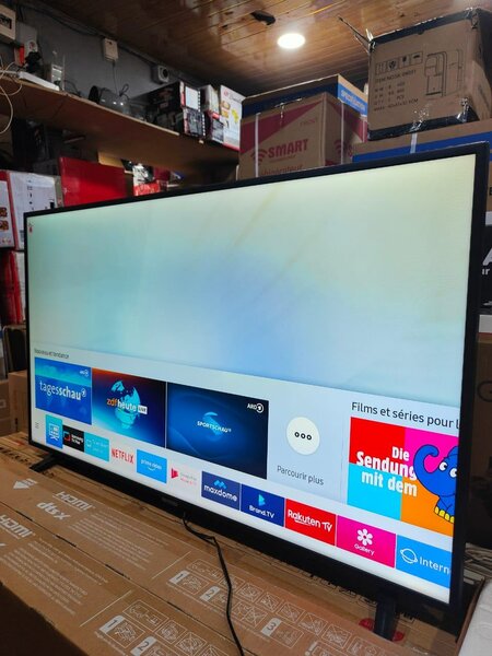 TV Samsung 50pouce LED 4K UHD