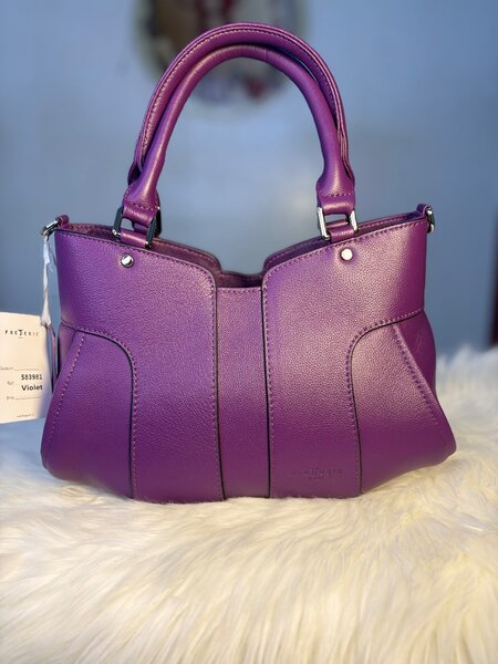 Sac à main en cuir élégant