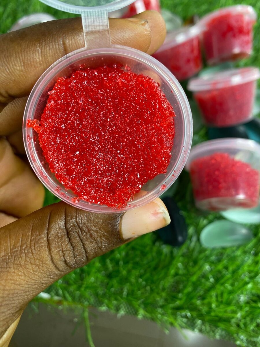 Gommage lèvres sucré rouge