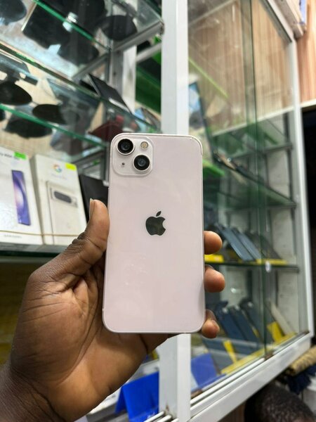 iPhone 13 simple 128 giga