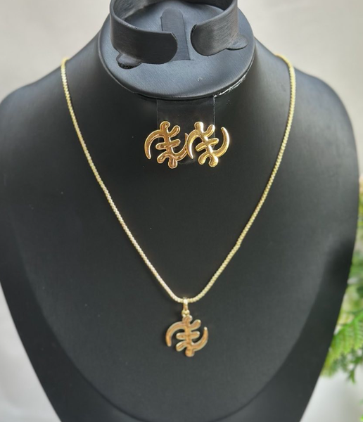 Necklace + earrings set