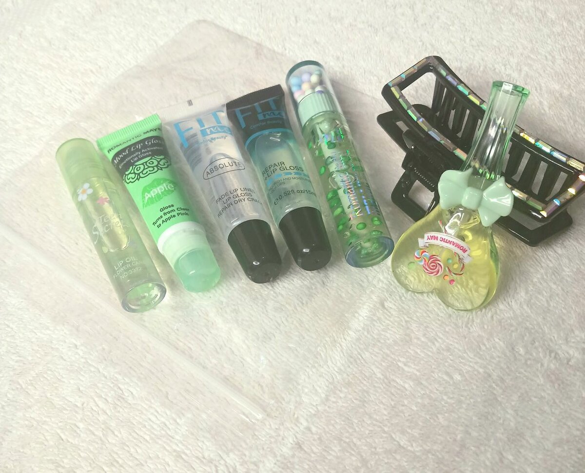 Lip care pack and claw clip