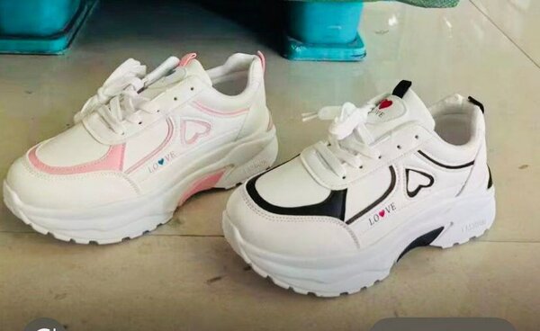 Baskets mode à plateforme