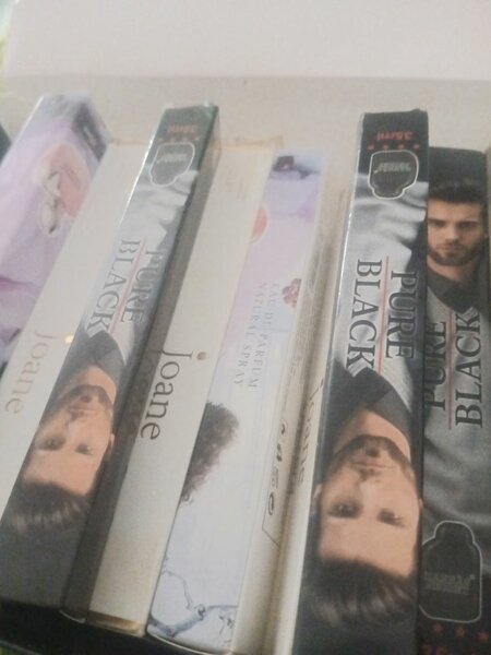 Parfums Pure Black & Anna Joane