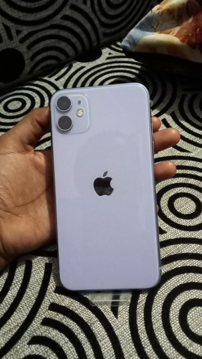 iPhone 11 - Smartphone