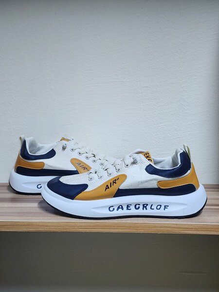 Chaussures de sport AIR élégantes