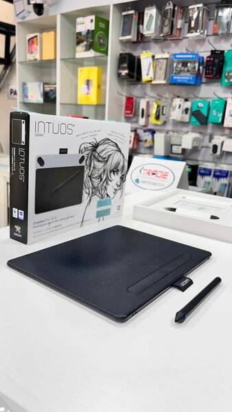 Wacom intuos pen tablet