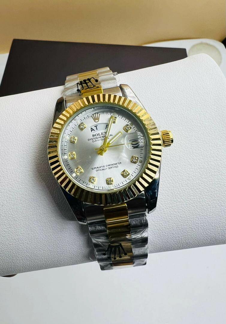 Montre ROLEX CLASS et ORIGINALE