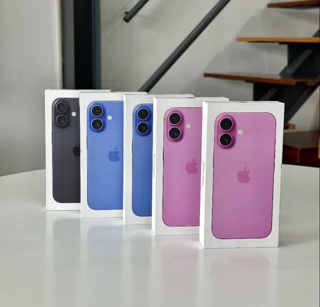 Brand New iphone 16 256 gb Uk product