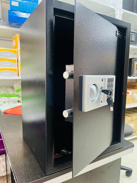 Money Safe Locker Box