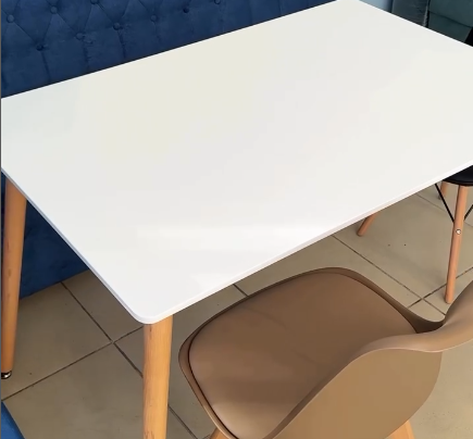 Стильный и удобный стол для вашего дома! 🏡✨  Размер: 80×120 см