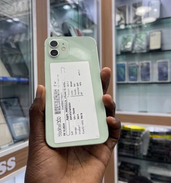 iPhone 12 Vert Débloqué