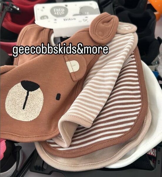 5pcs Set of bibs in brown tones