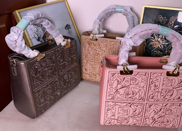 Sac à main en cuir élégant