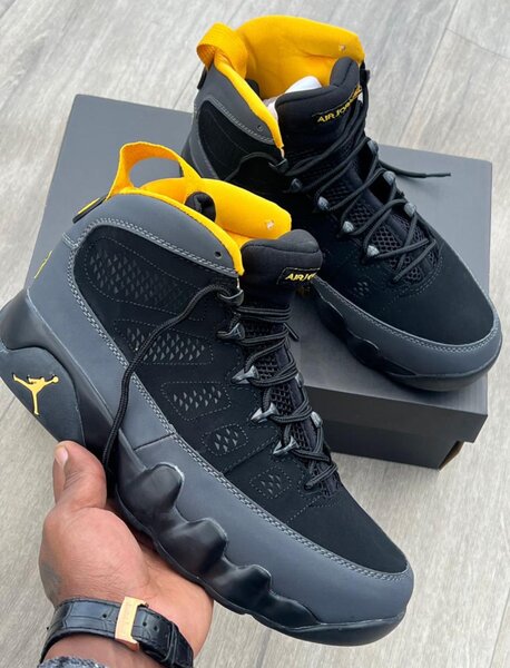 Jordan 9 black & yellow