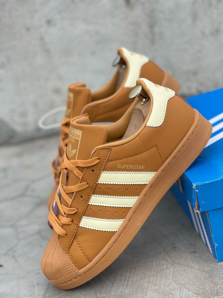 Adidas superstar