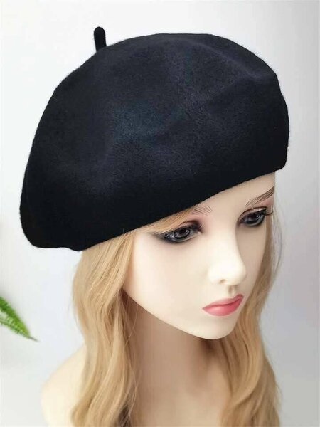 Chapeaux