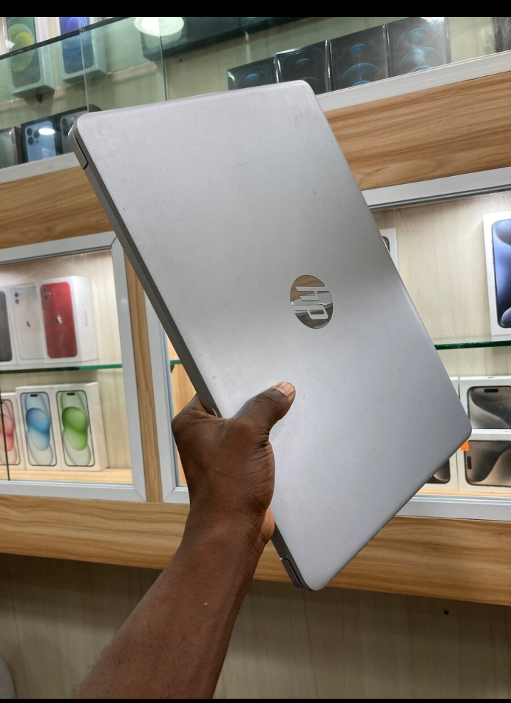 Ordinateur Portable Haute Performance