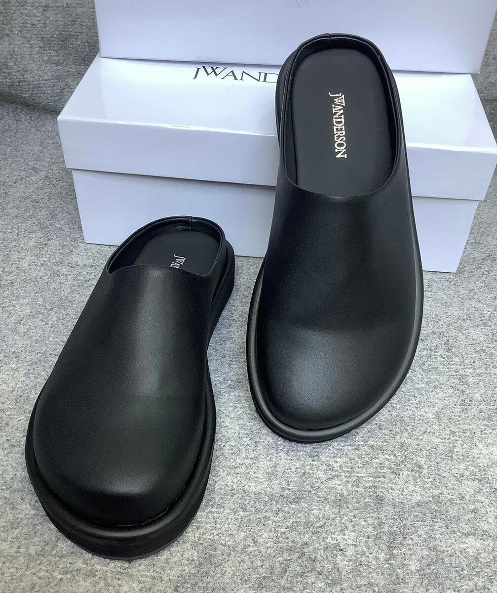 Chaussons en cuir élégants