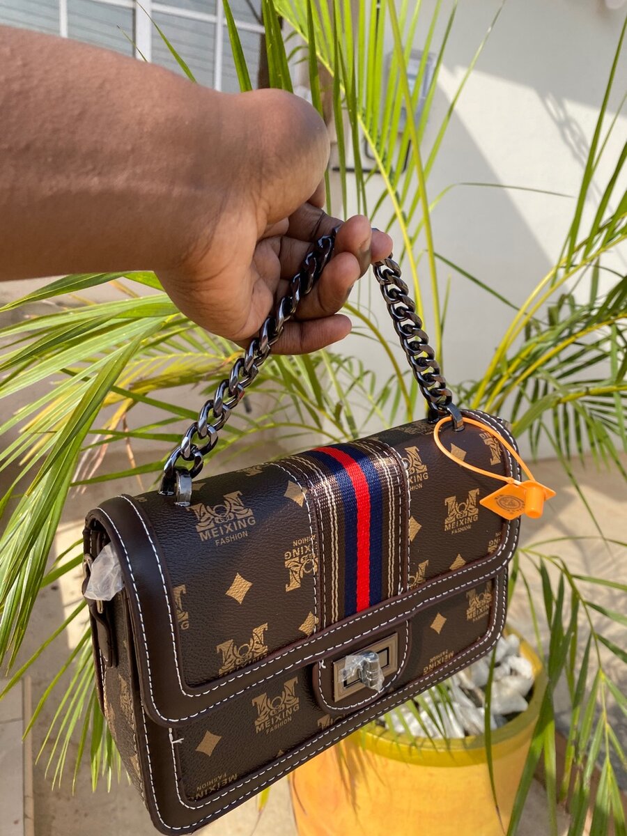 Exquisite ladies bags