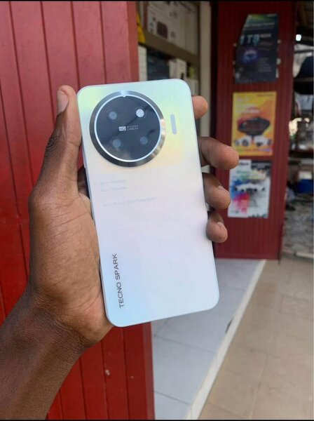 Tekno spark 20 pro + mini