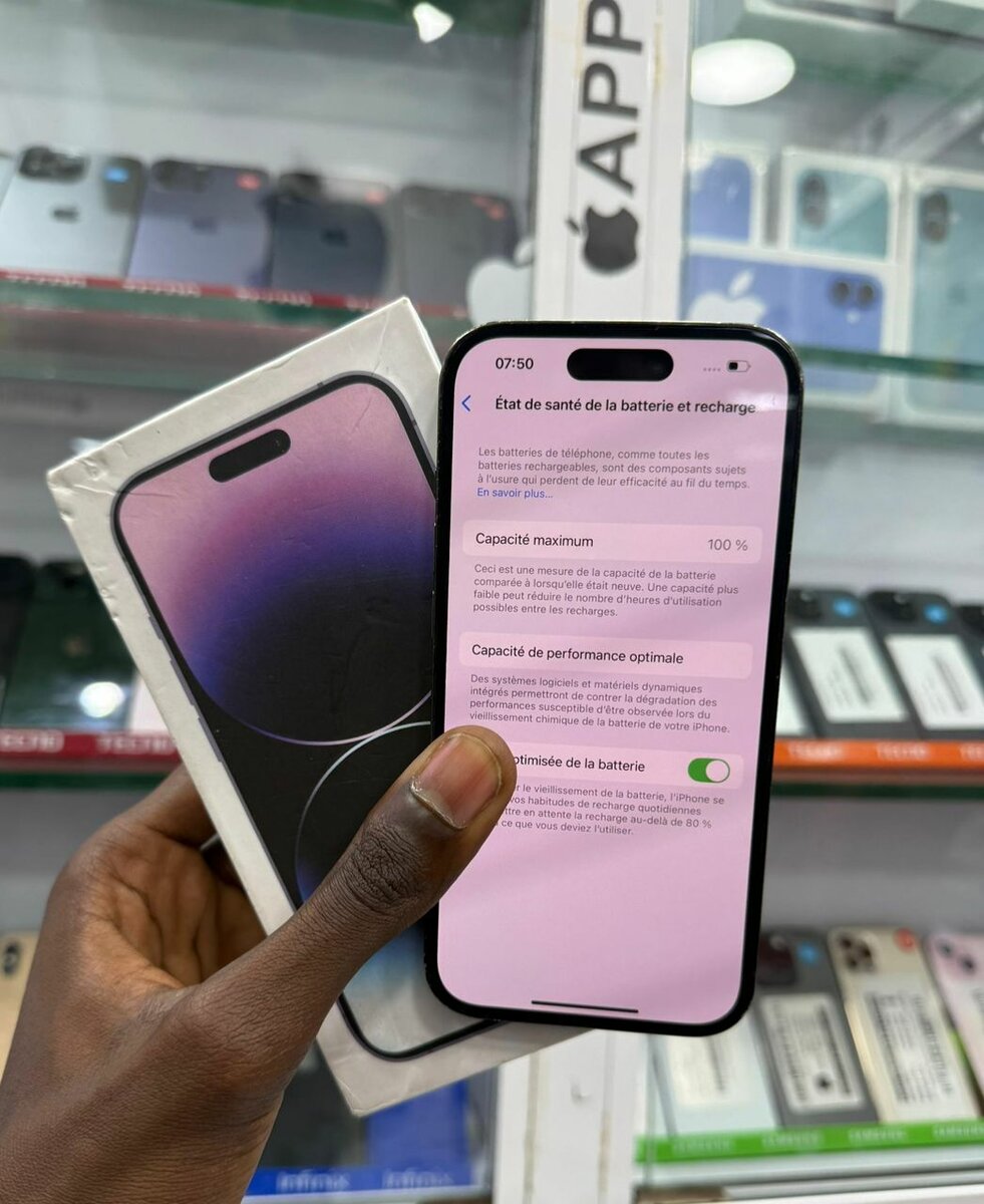 14 Pro 128go avec carton messa