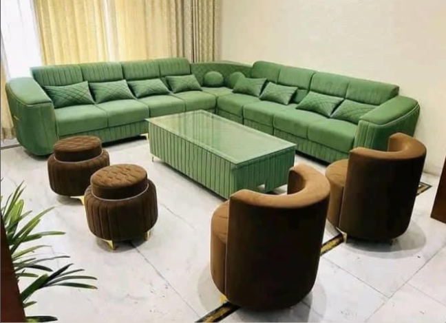 A set of furniture for the living room. 