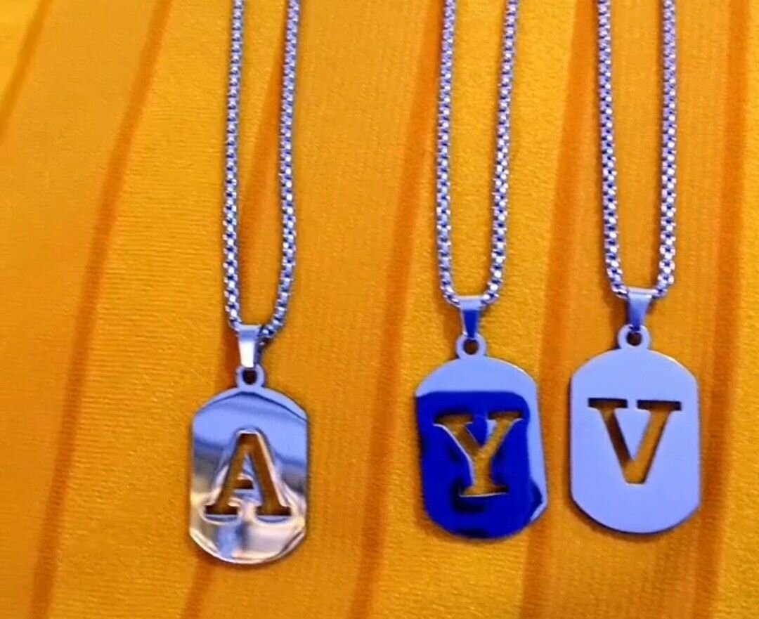 Colliers avec initiales