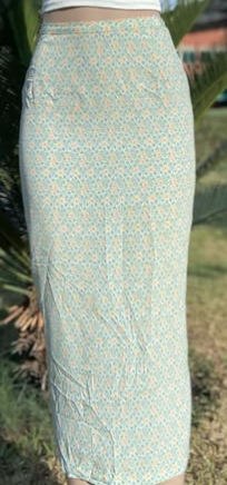 Fashionable very beautiful long skirt  size:M