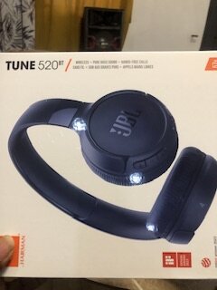 JBL headphone