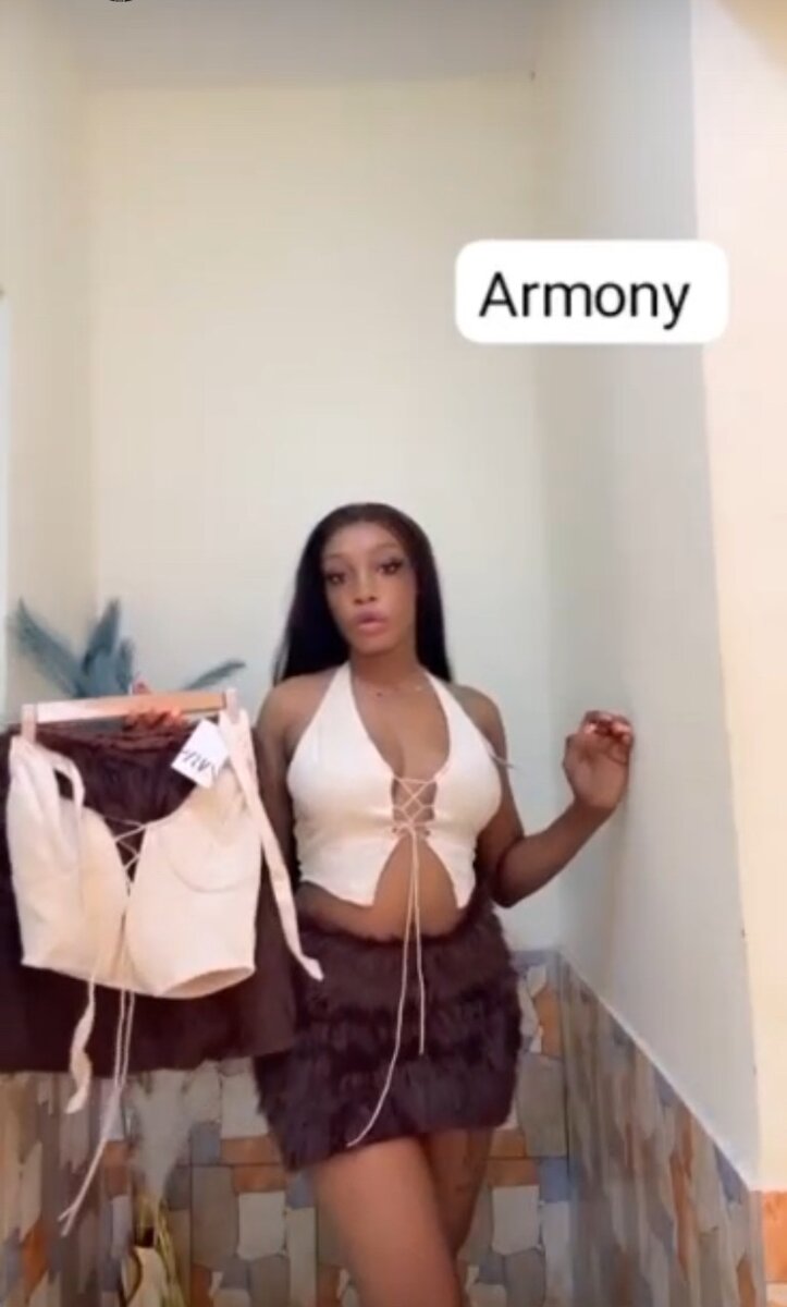 Robe blanche élégante