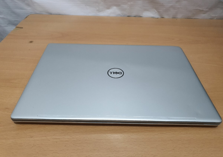 Inspiron 13-7370 Available