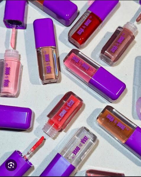 Lip gloss Issa & dose