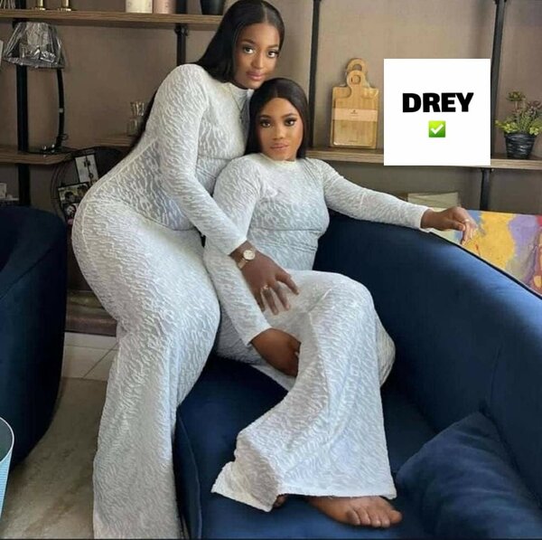 Robe longue élégante blanche