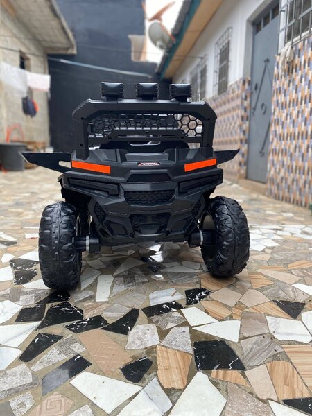 Voiture électrique enfant 4x4