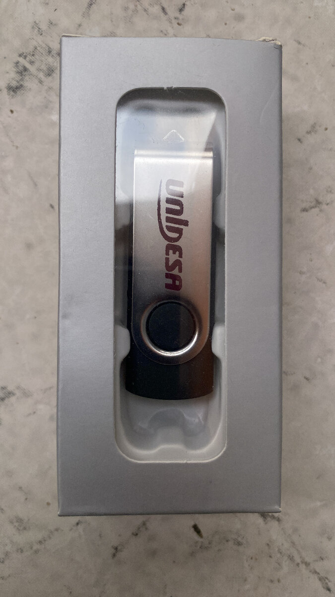 Clé USB Rotative Métallique