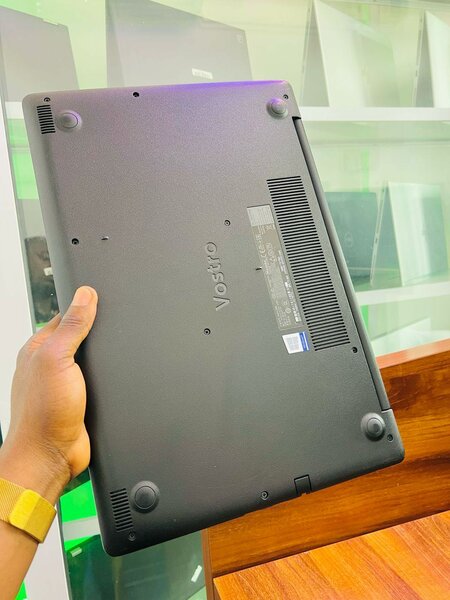 Dell Vostro 3590 16GB RAM 256SSD