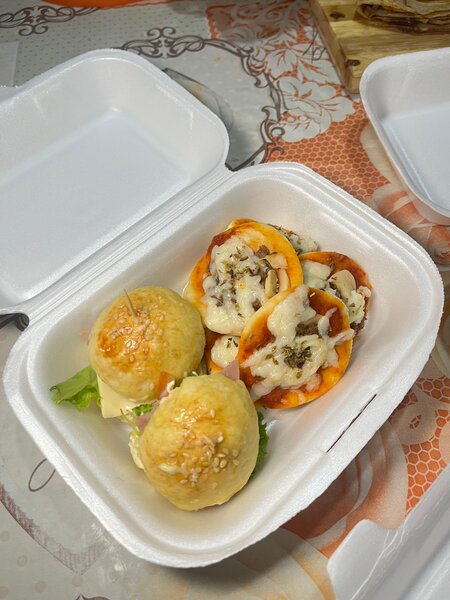 Mini burgers et pizzas