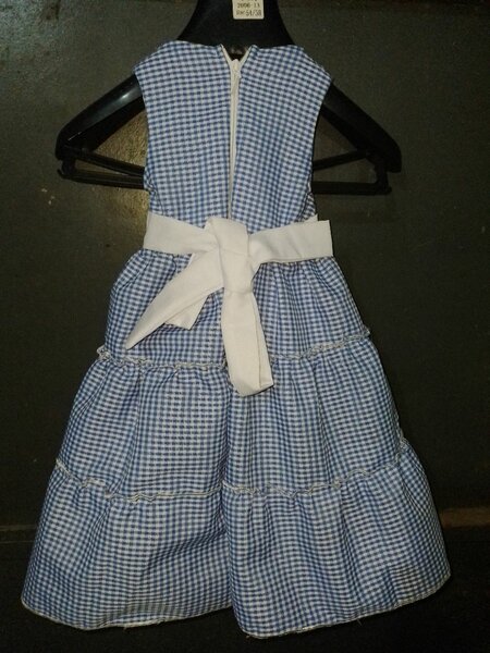 Robe scolaire de la maternelle